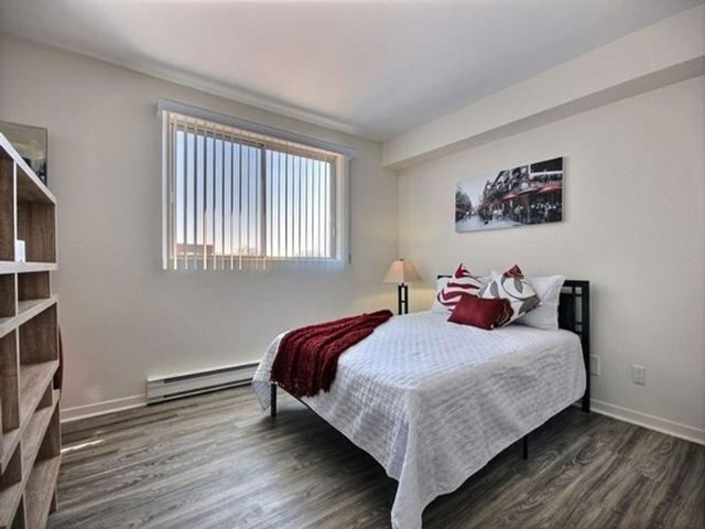 Apartment for rent in Zone Industrielle du Colisée, Québec