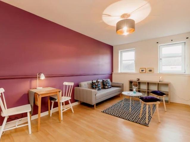Studio for rent in Anderston, Scotland