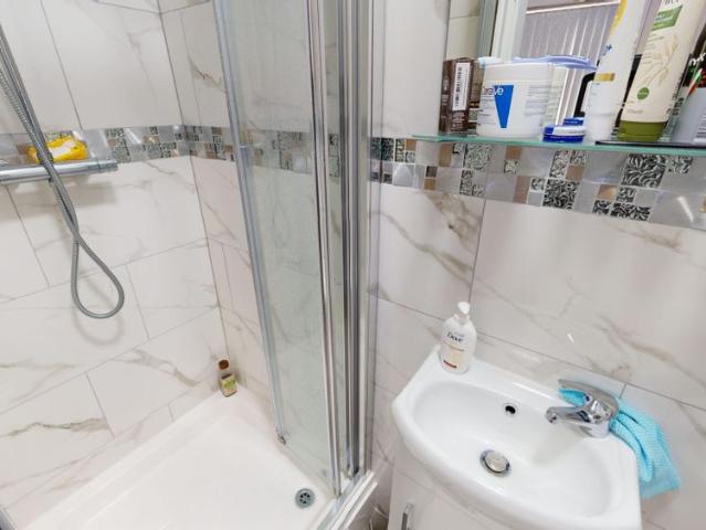 Room for rent in Moseley, West Midlands