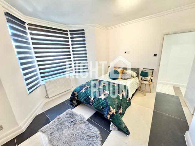 Studio for rent in Kensal Town, Greater London