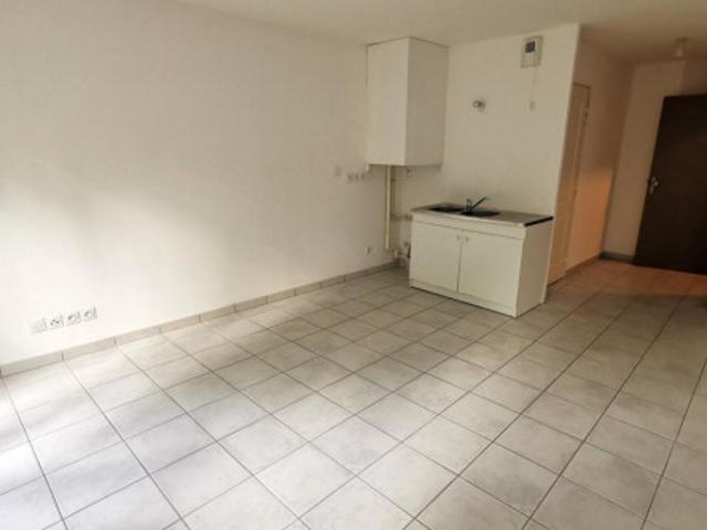 Studio location à Avignon