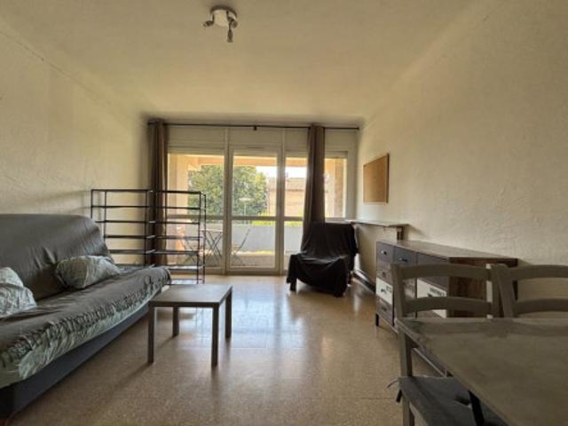 Studio location à Avignon