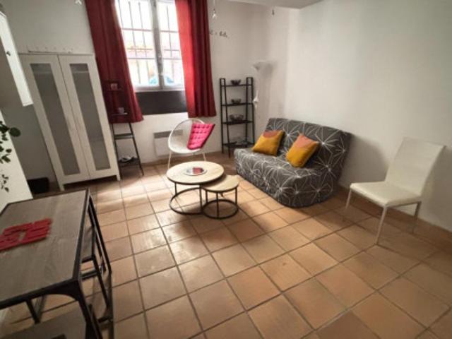 Studio location à Avignon