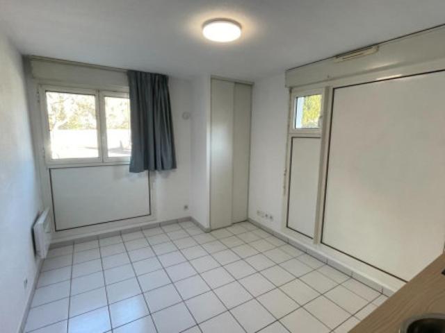 Studio location à Avignon