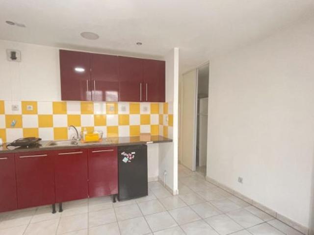 Studio location à Bordeaux, Port de la Lune, Bordeaux