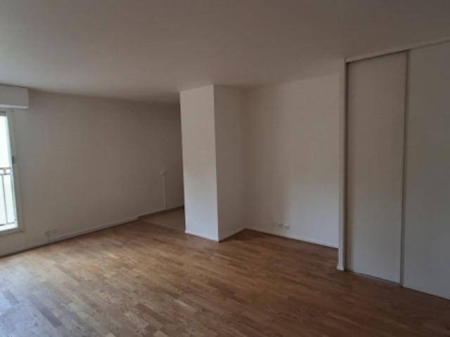 Studio location à Palaiseau, Breuillet
