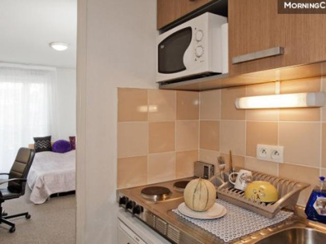 Studio location à Évry, Petit-bourg