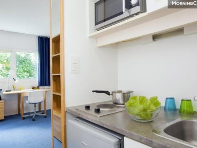 Studio location à Évry, Petit-bourg