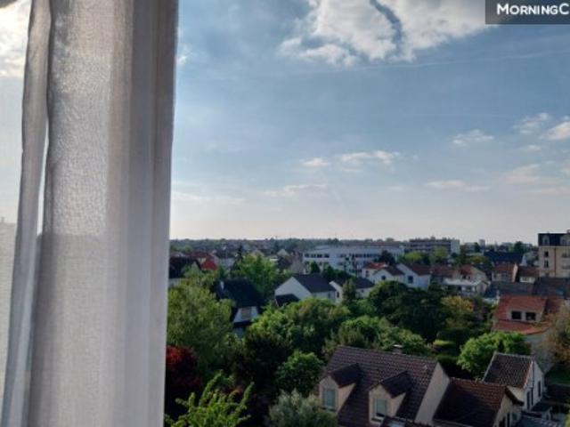 Studio location à Saint-Germain-en-Laye, Houilles