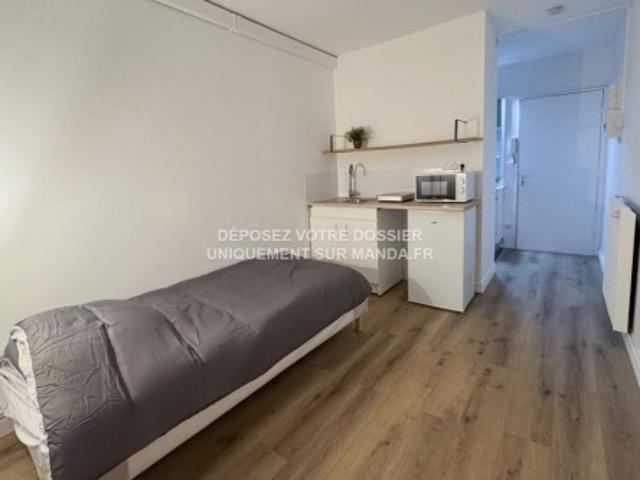Studio location à Saint-Germain-en-Laye, L'etang-la-ville