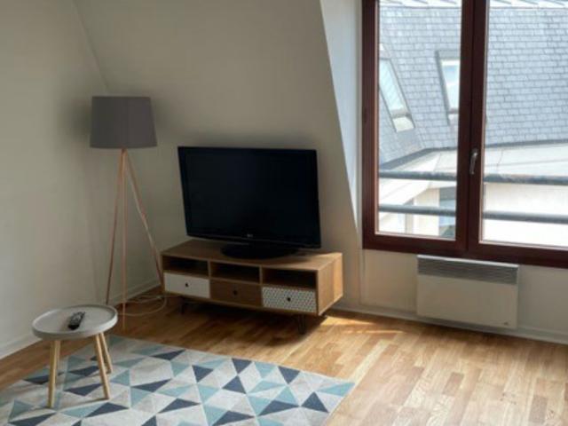 Studio location à France métropolitaine, La Garenne-colombes