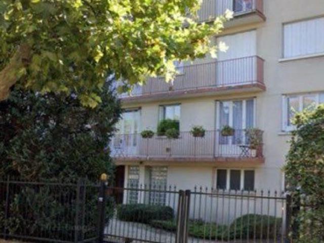 Studio location à Le Raincy, Les Pavillons-sous-bois