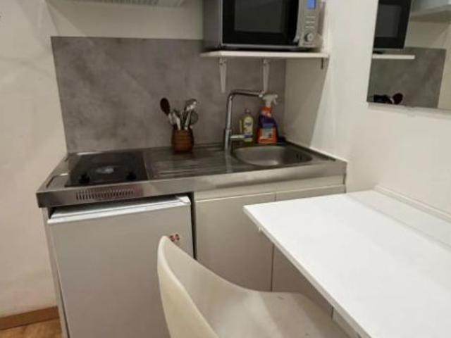 Studio location à Nanterre, Levallois-perret