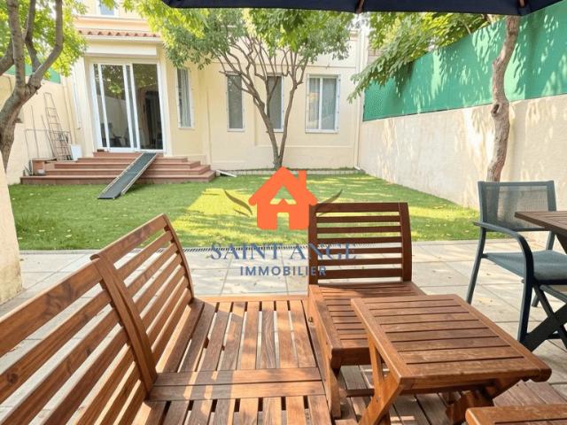 Studio location à Arrondissement de Toulon, Toulon
