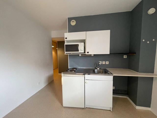 Studio location à Quartier Saint-Marc / Croix de Pierre / Saint-Nicaise, Rouen