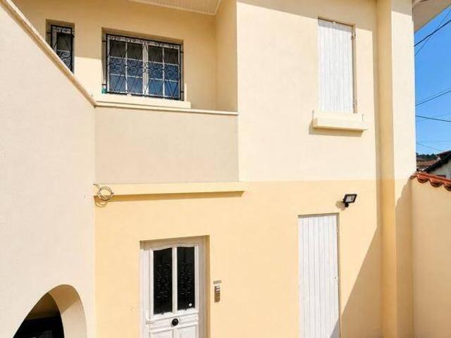 Studio location à Argileyre, Salles