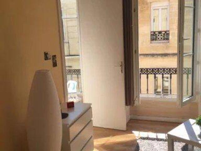 Studio location à Bordeaux, Port de la Lune, Bordeaux