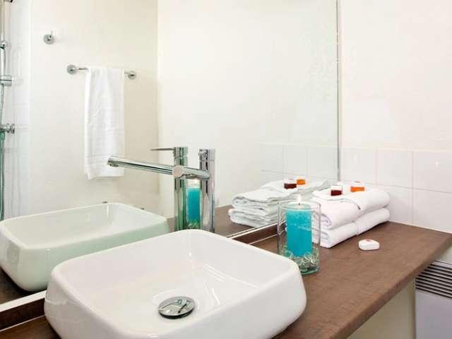 Studio location à Nanterre, Courbevoie