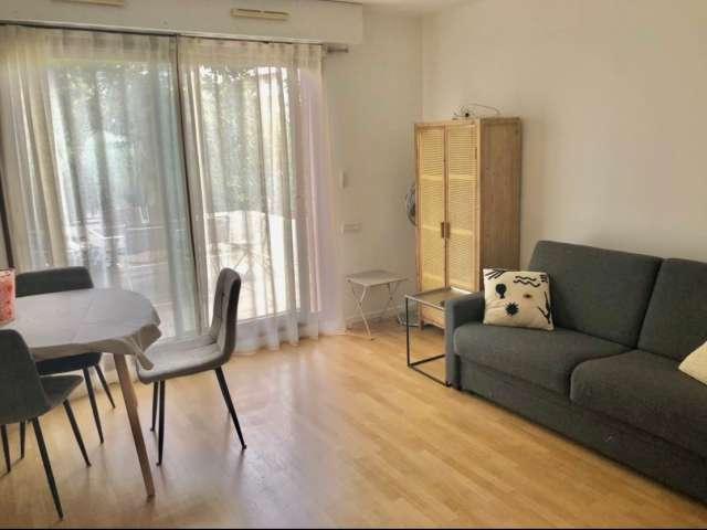 Studio location à Nanterre, Levallois-perret