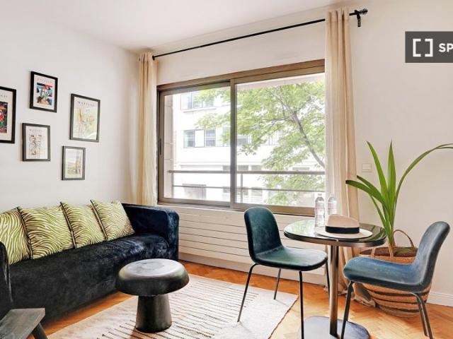 Studio location à France métropolitaine, Neuilly-sur-seine