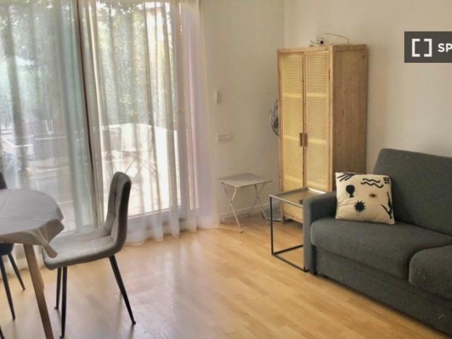 Studio location à France métropolitaine, Levallois-perret