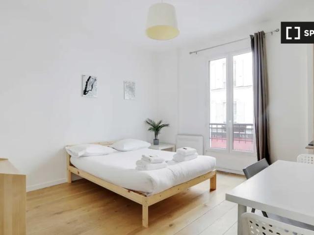Studio location à Nanterre, Levallois-perret