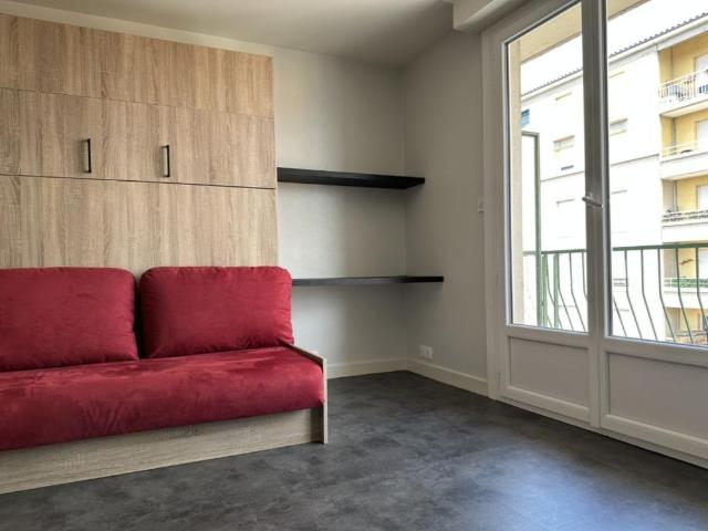 Studio location à Roanne, Le Coteau