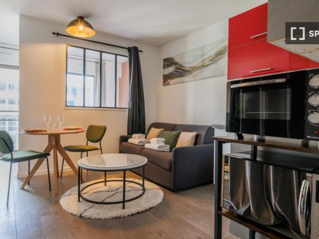 Studio location à Levallois-perret, Martinique