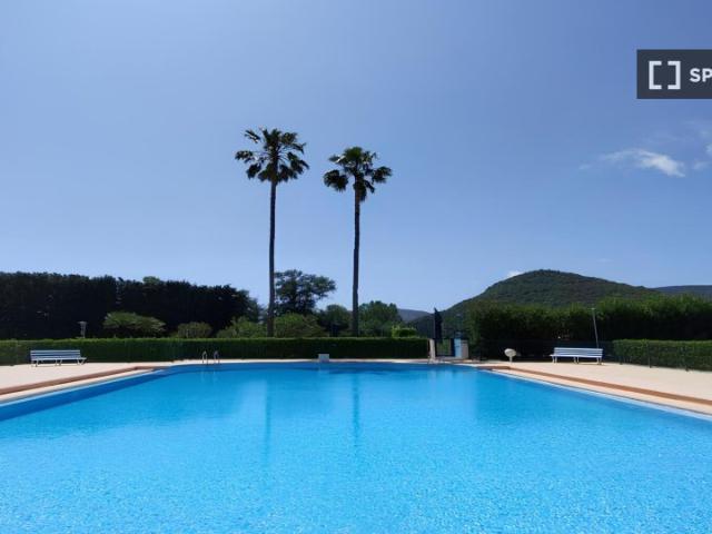 Studio location à Grasse, Mandelieu-la-napoule
