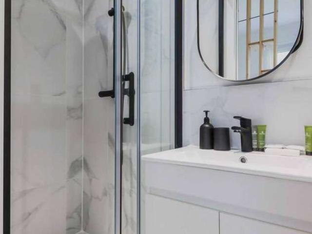 Studio location à Neuilly-sur-seine, Martinique