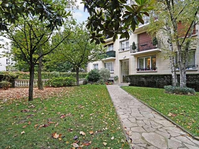 Studio location à France métropolitaine, Neuilly-sur-seine