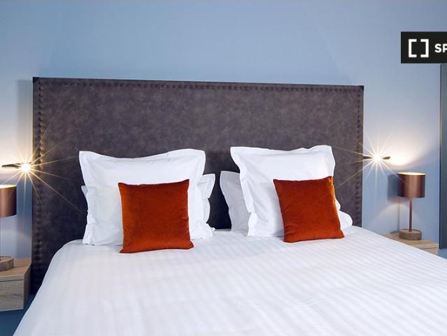 Studio location à France métropolitaine, Puteaux