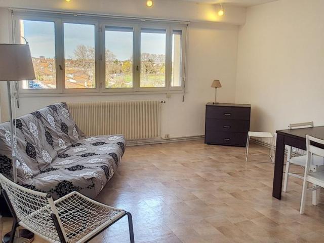 Studio location à Roanne