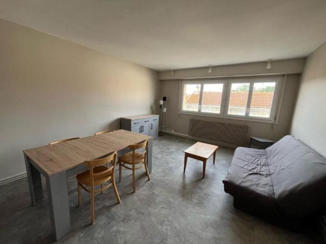 Studio location à Roanne