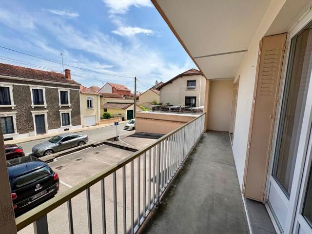 Studio location à Roanne