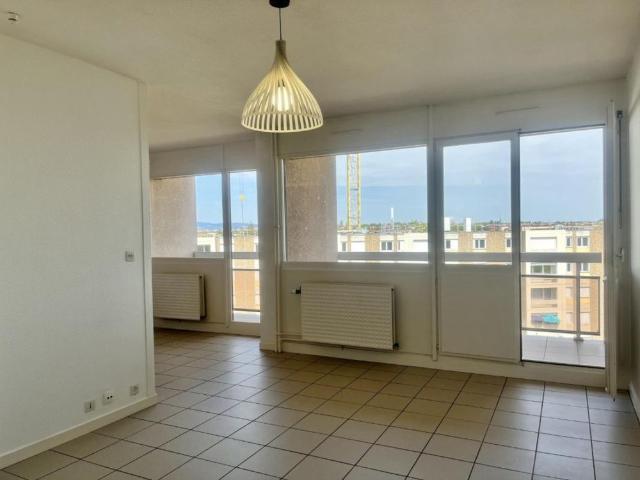Studio location à Roanne
