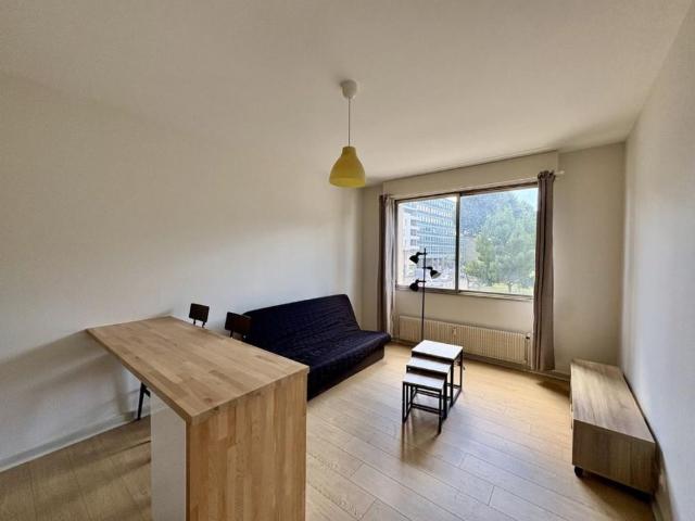Studio location à Roanne