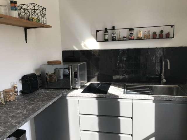 Studio location à France métropolitaine, Romainville