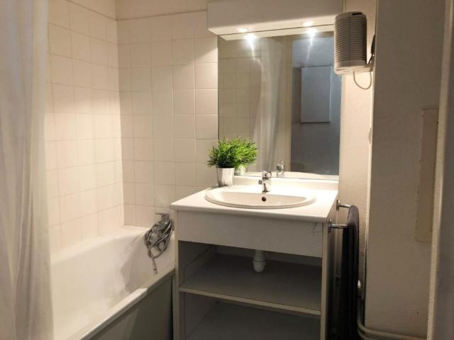 Studio location à Saint-Étienne, Saint-etienne