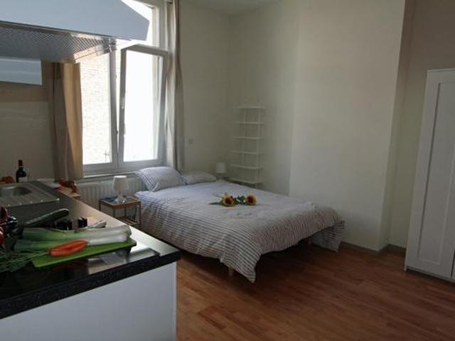 Appartement location à Saint-Josse-ten-Noode - Sint-Joost-ten-Node, Brussel-Hoofdstad - Bruxelles-Capitale
