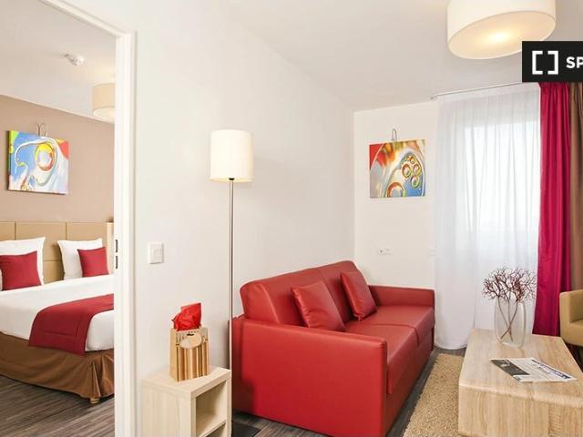 Studio location à France métropolitaine, Nanterre