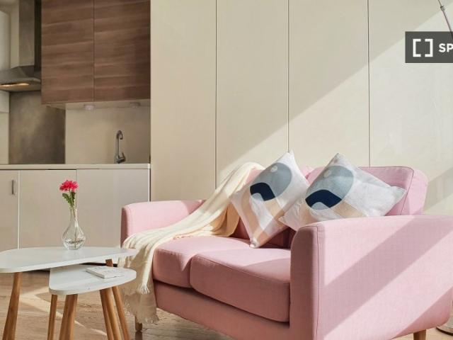 Studio location à Nanterre, Courbevoie