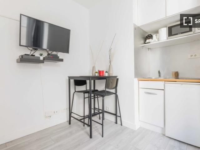 Studio location à Nanterre, Levallois-perret