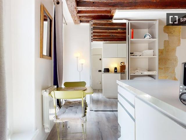 Studio location à Paris, Île-de-France