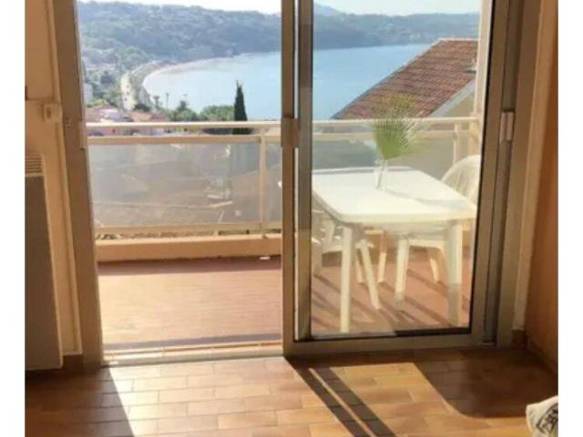 Studio location à L'Escourche, Bandol