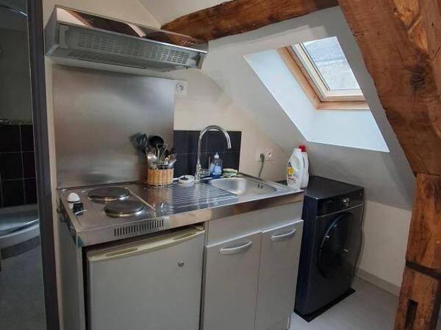 Studio location à Centre Ville, Compiègne