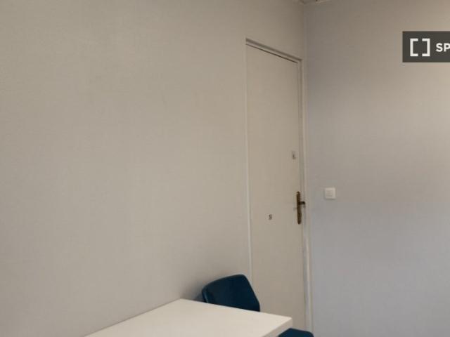 Studio location à L'Haÿ-les-Roses, Villejuif