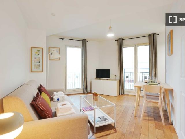 Studio location à France métropolitaine, Courbevoie