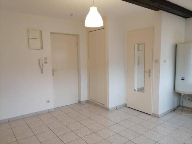 Studio location à Plantières-Queuleu, Metz