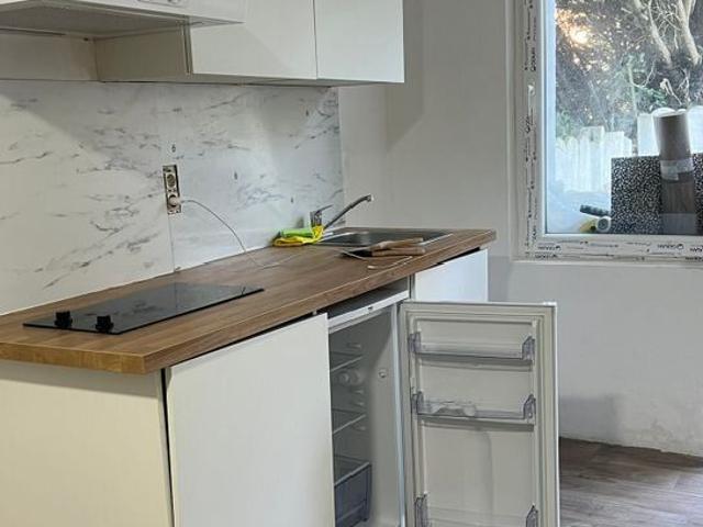 Studio location à Berchem-sainte-agathe